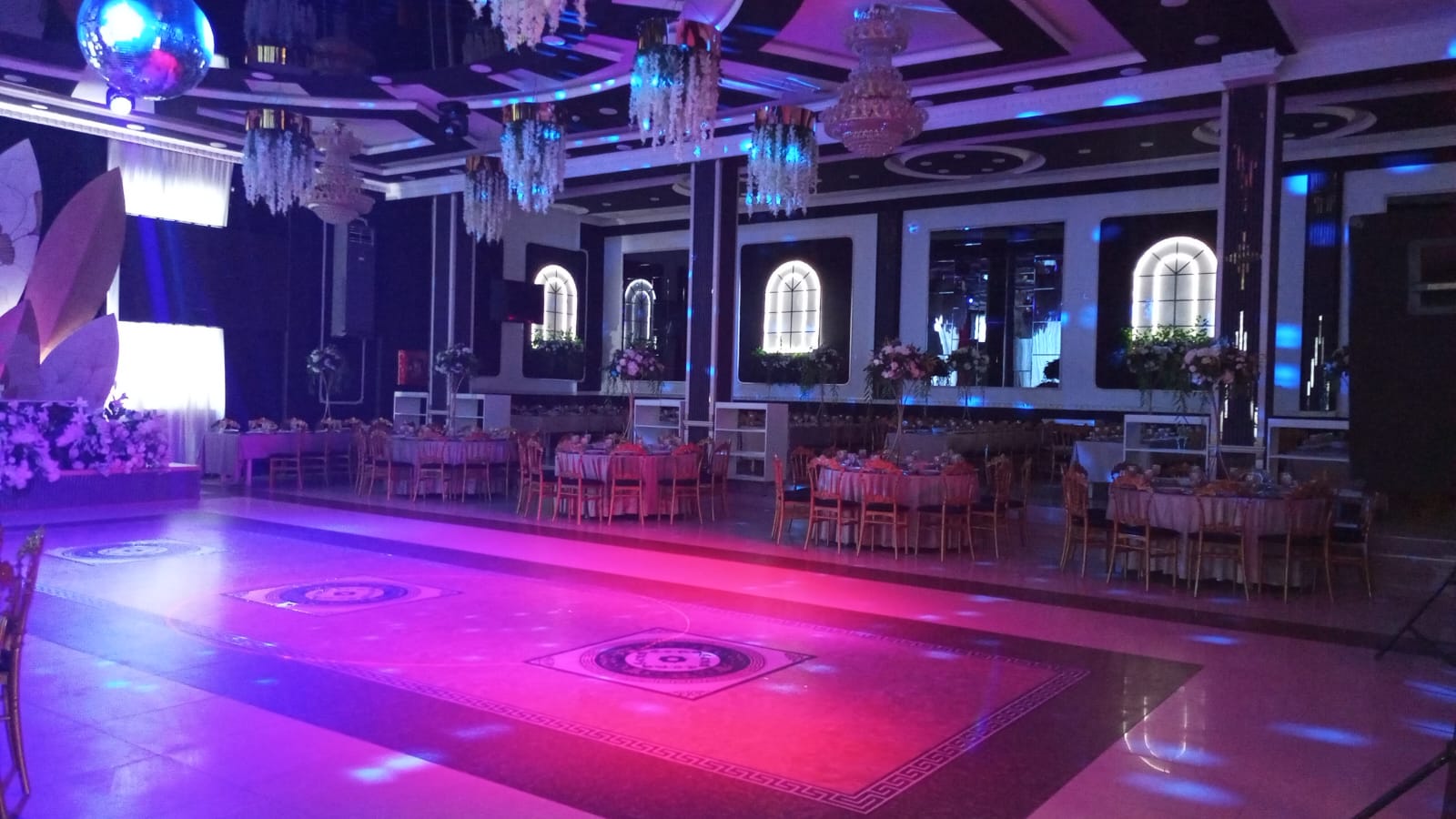 Alux Hall böyük zal - şəkil 3