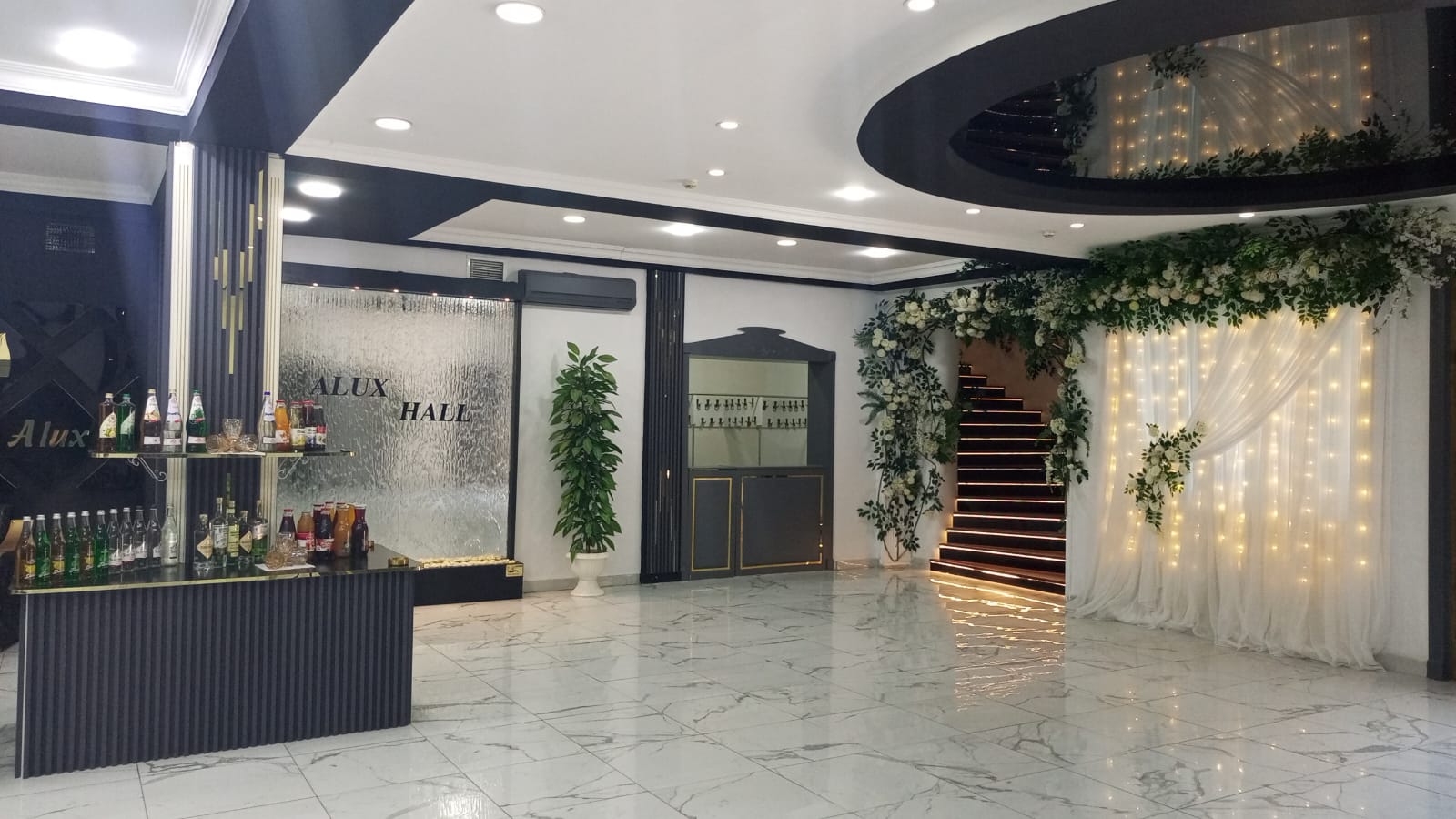 Alux Hall kiçik zal - şəkil 2