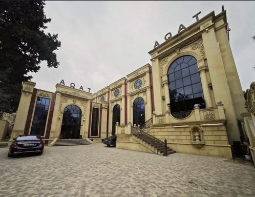 Aqat şadlıq sarayı