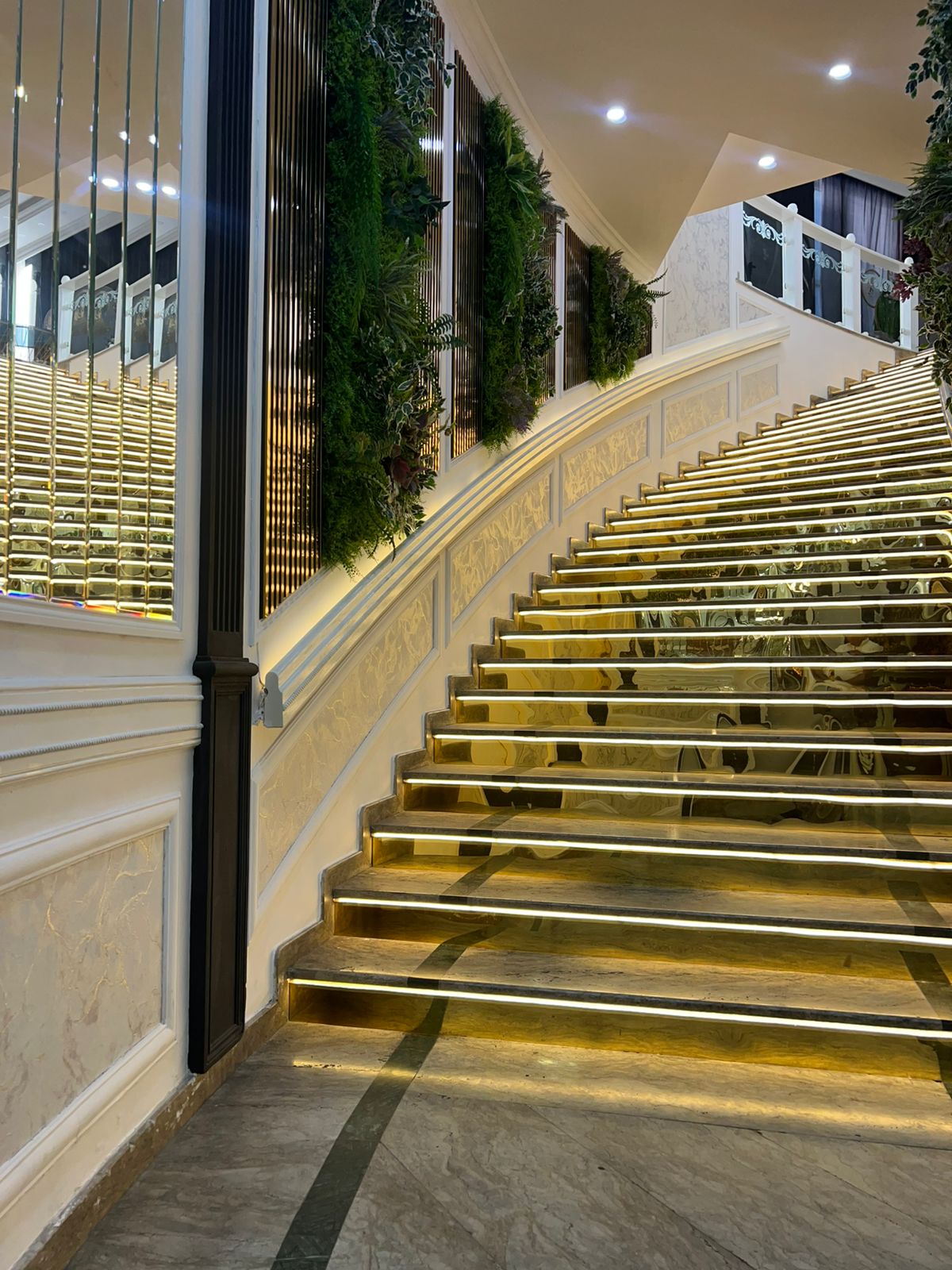 Harmoniya Hall böyük zal - şəkil 19