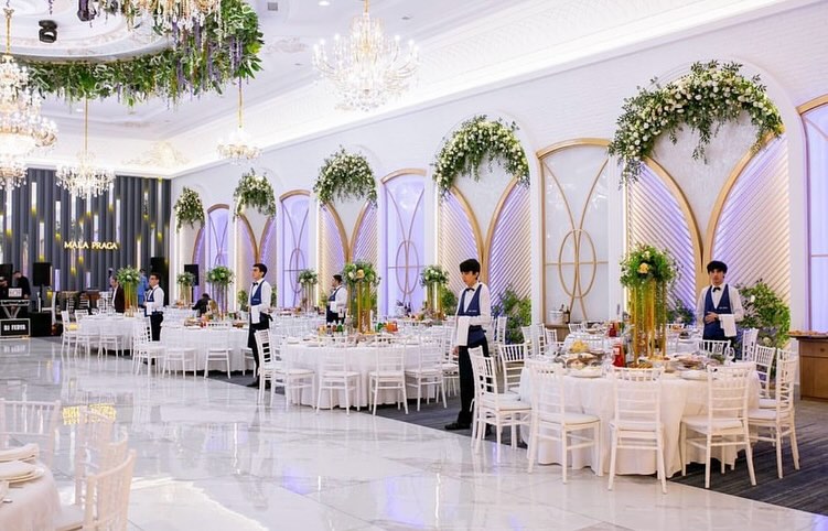 Mala Praga digər zal - şəkil 3